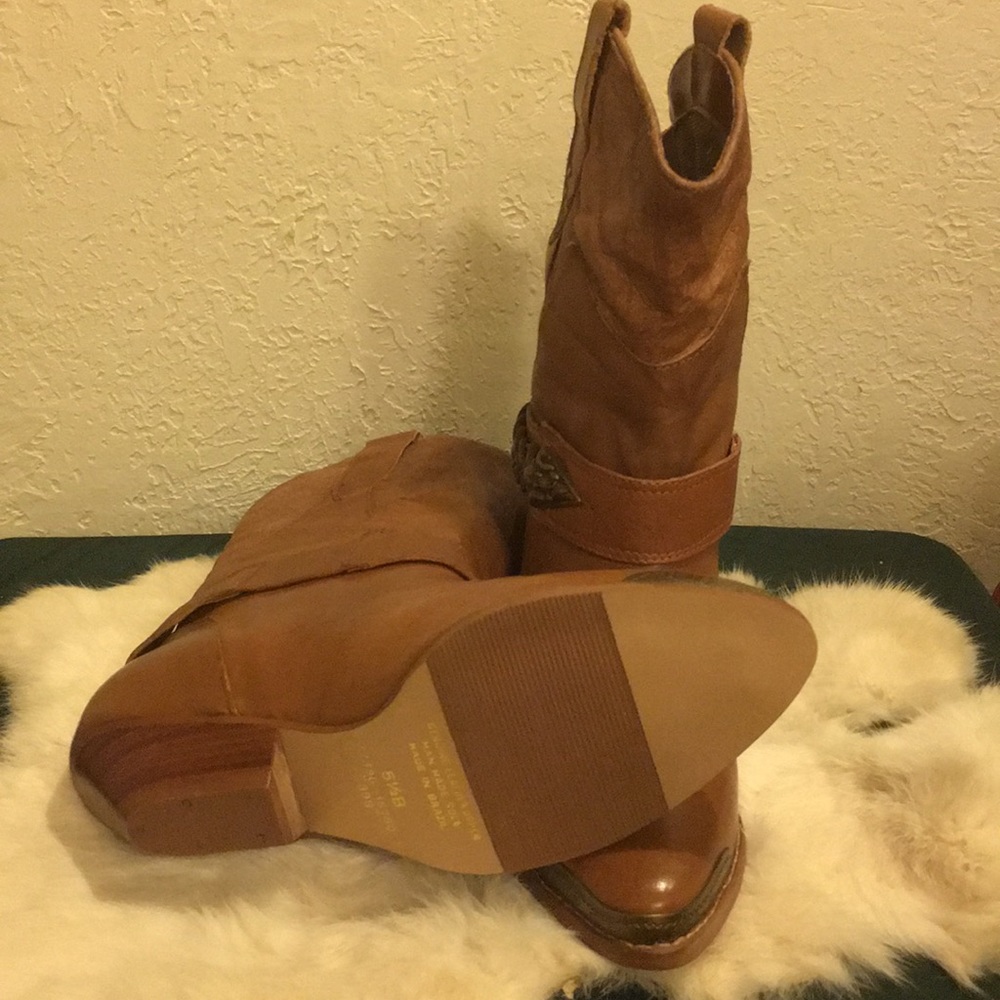 Clicks Boots Leather Light Brown NEW Women Size 5 1/2  all seasons & occasions - Picture 2 of 7